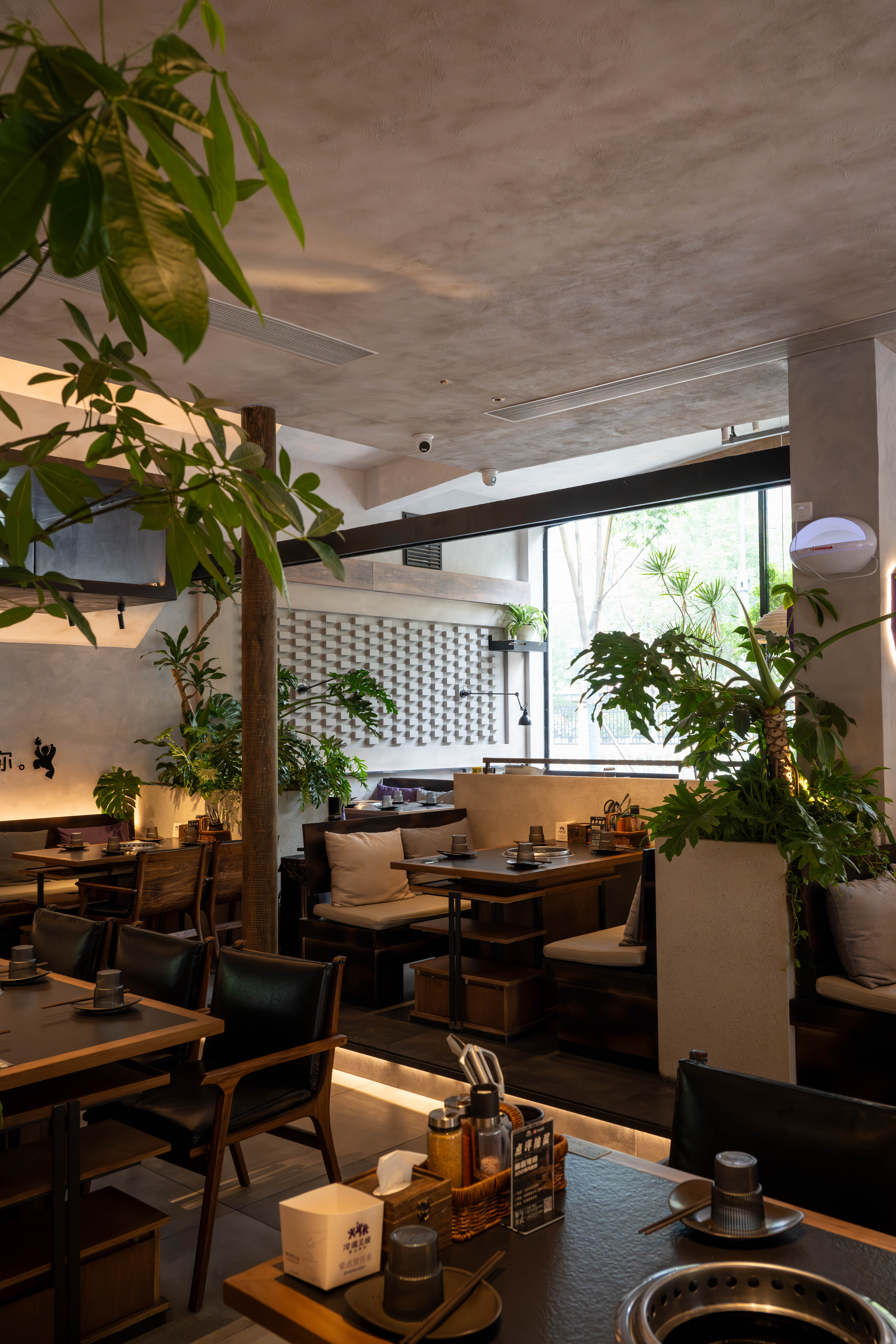 冷遇见暖融合烤肉丨中国郑州丨山野设计-26