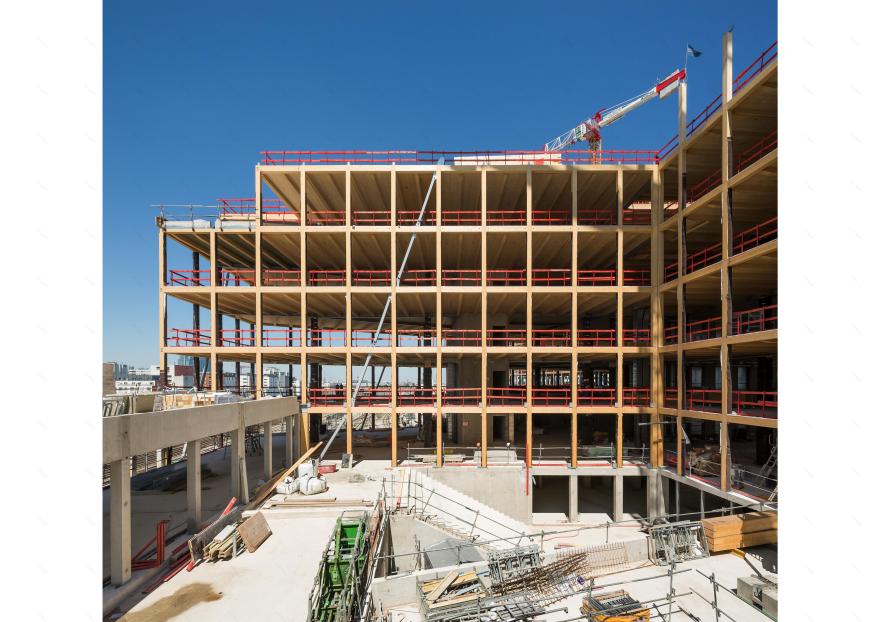 巴黎首个木结构节能办公楼——绿意盎然的“享受”空间-21