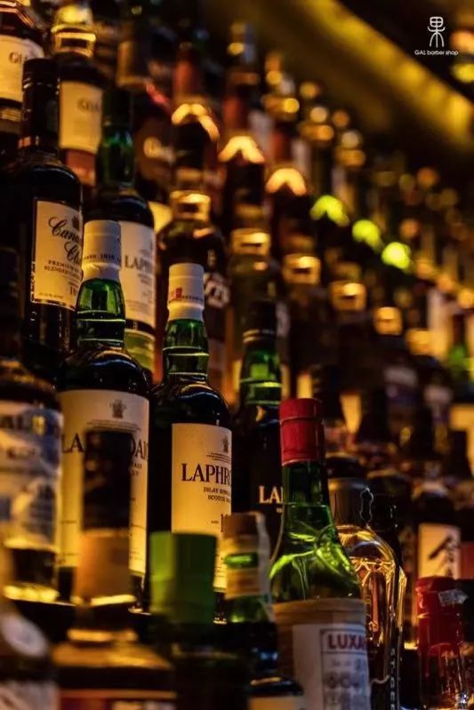 穿越钢铁丛林,抵达自由彼岸——GAL 果 Barber Shop 塘沽开发区店设计解读-125