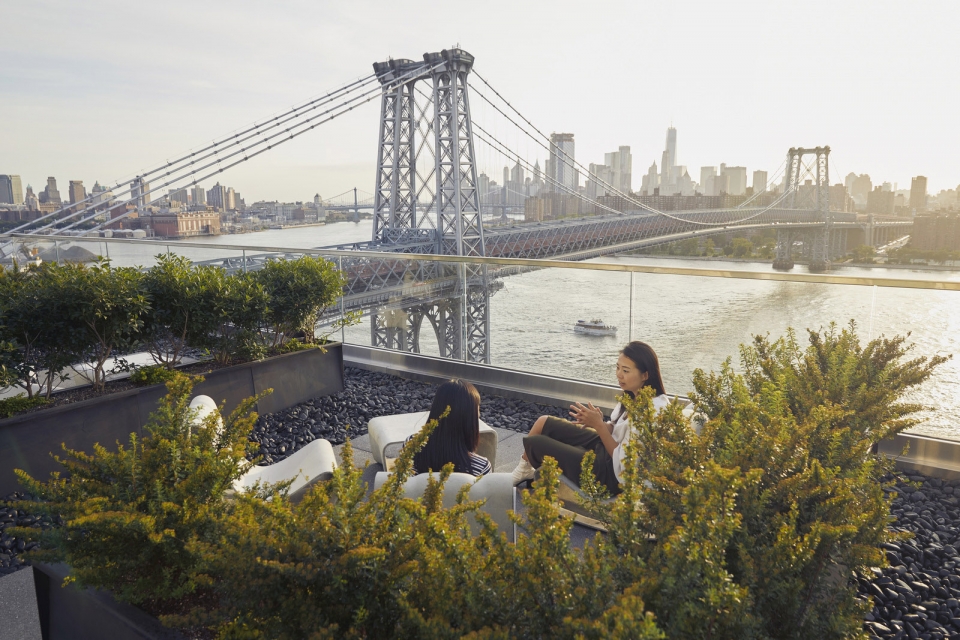 纽约布鲁克林 325 Kent 公寓，工业风设计融入社区-36