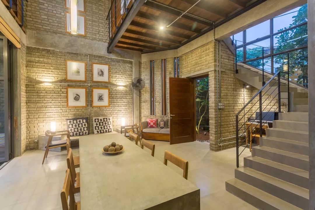 水泥“宝塔”住宅,简约中性之美-44