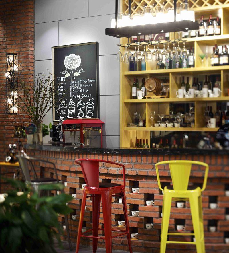 青岛青特小镇售楼处-12