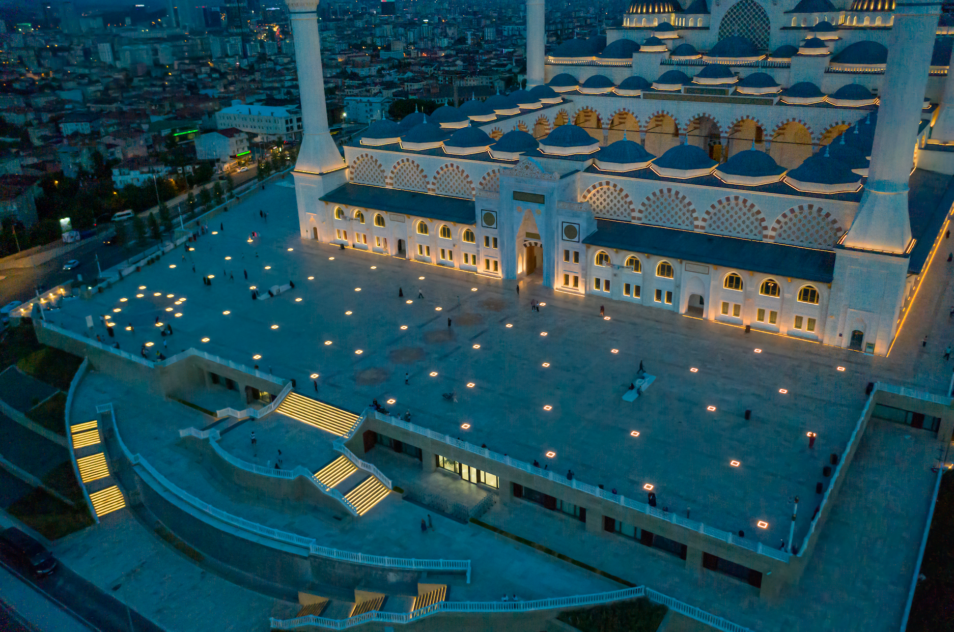 Istanbul 的现代伊斯兰建筑瑰宝——Grand Camlica Mosque-12