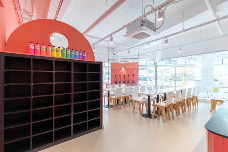 45 平米儿童咖啡厅 色彩游戏空间-6