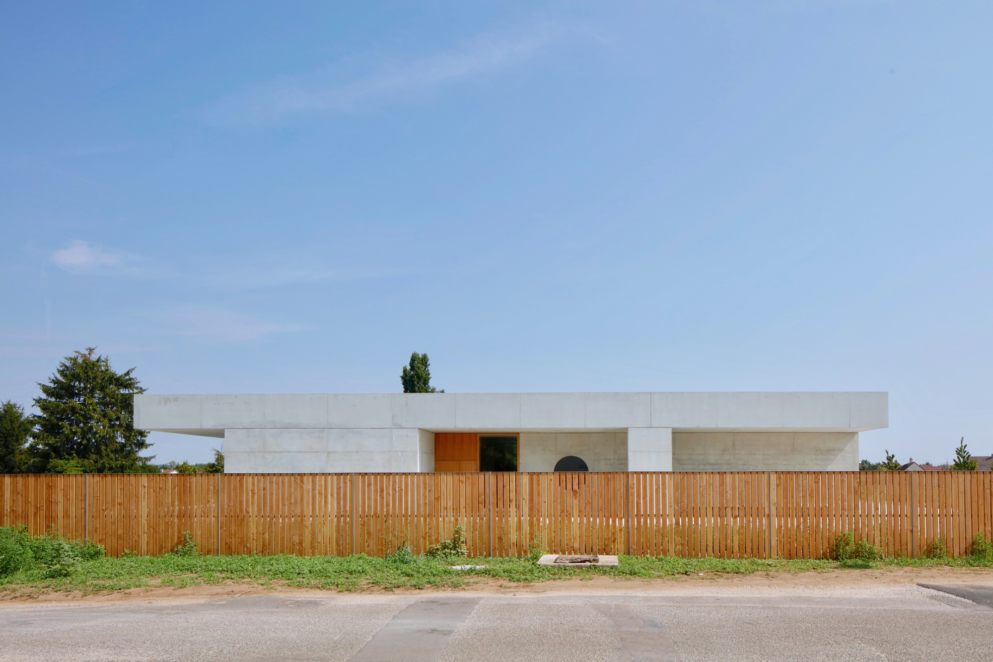 After-School Care & School Restaurant / LDA Architects-24