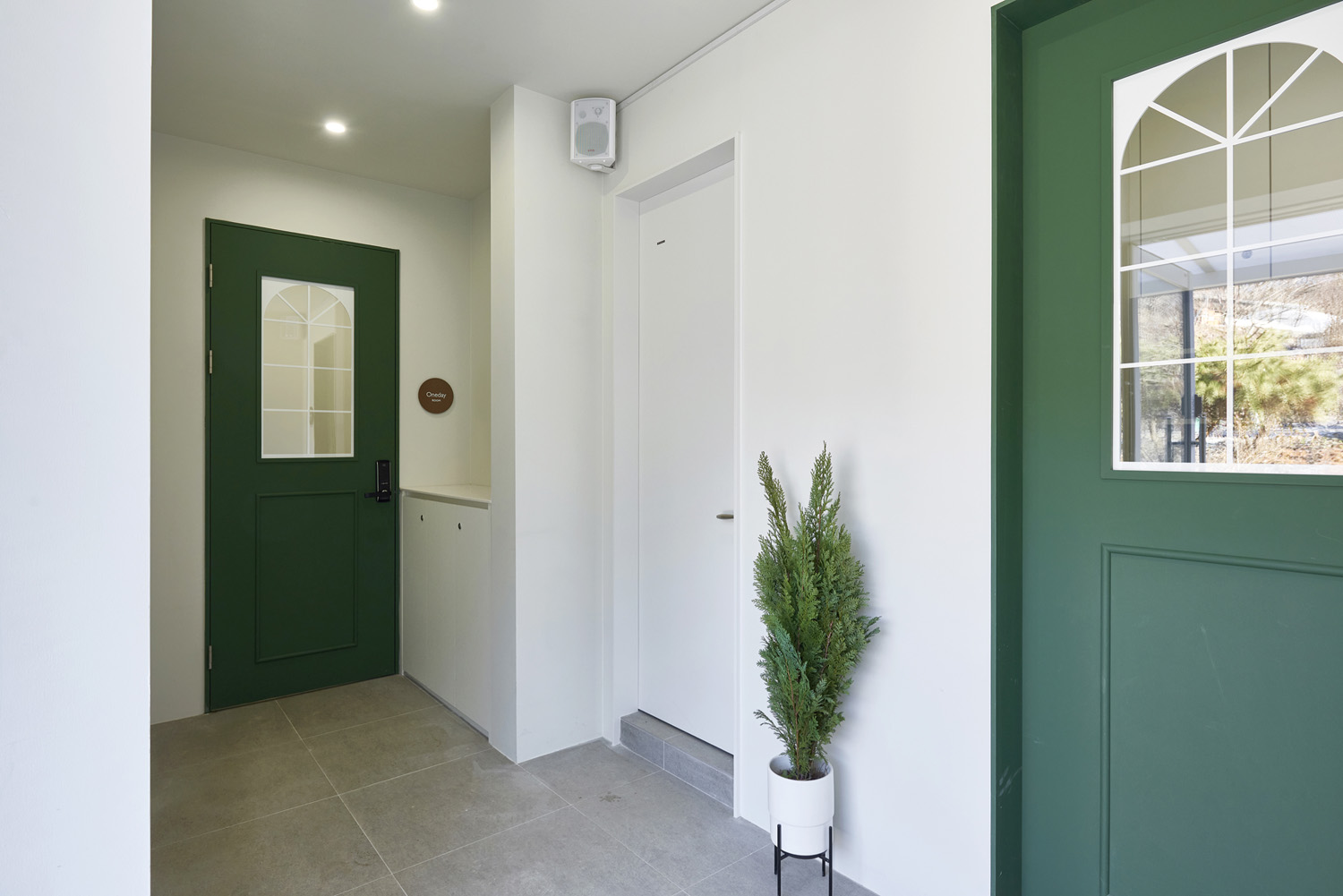 简约白与原木的 67 平亲子公寓-20