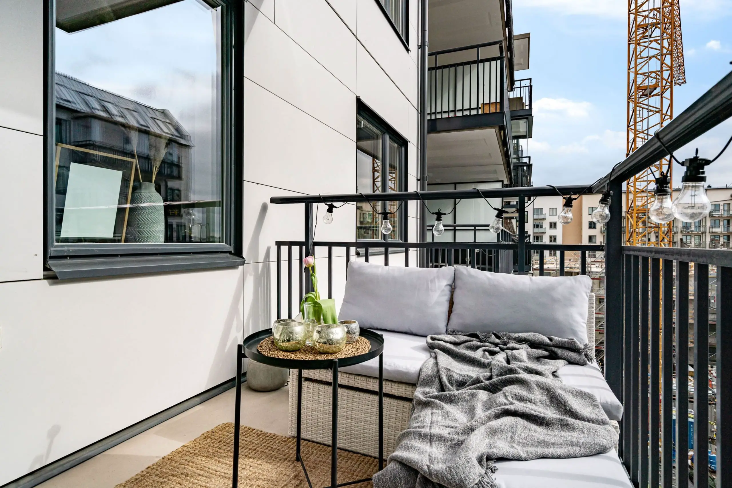 瑞典 34m2 现代工作室,绿意盎然,宽敞明亮-18