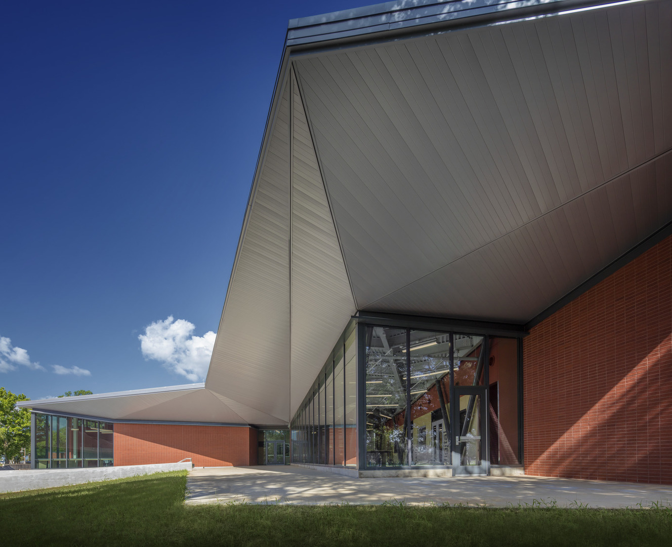 Prairie View A&M University Fabrication Center  / Kirksey Architecture-12