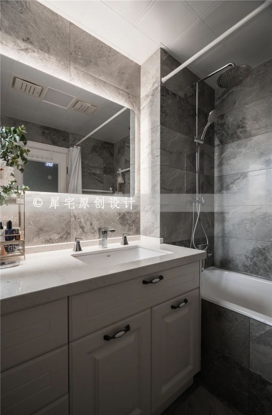 蓝白色调打造温馨美式风,70 平小宅变身多功能空间-60