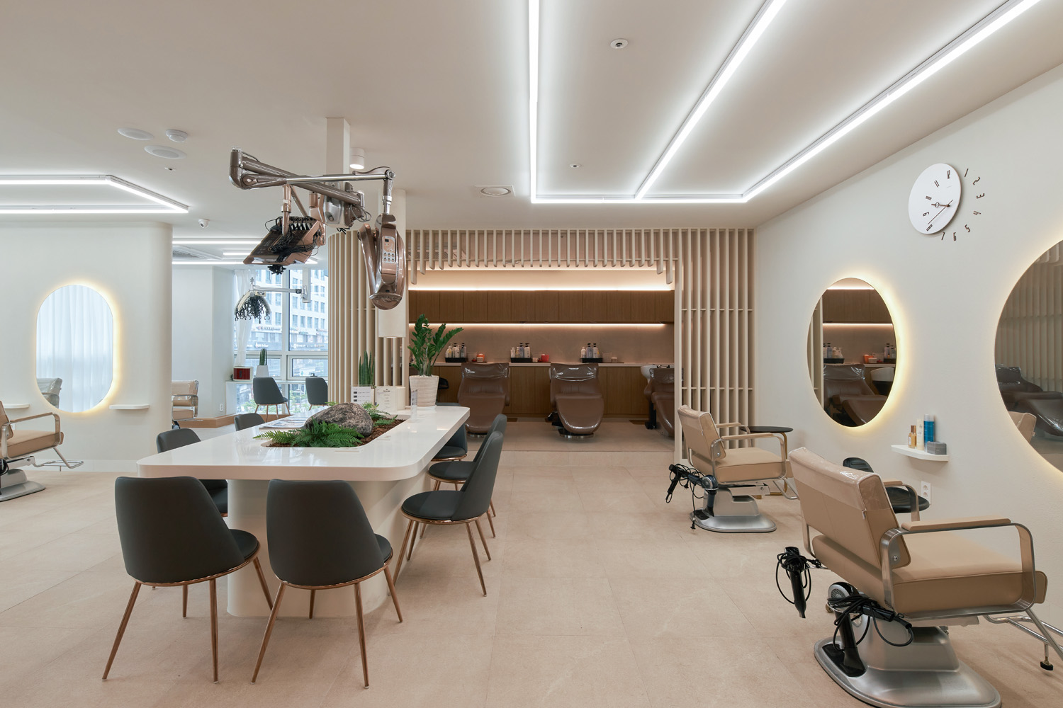 首尔高端美容沙龙 | 现代极简风格的艺术呈现-5