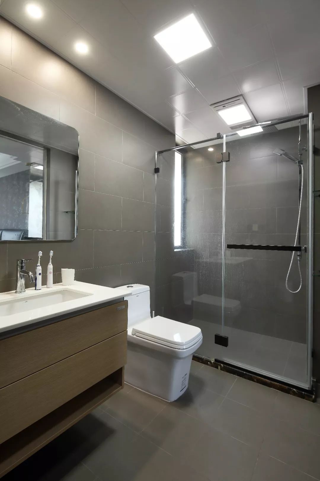 宁波 90 后小夫妻的现代简约暗系家居-52