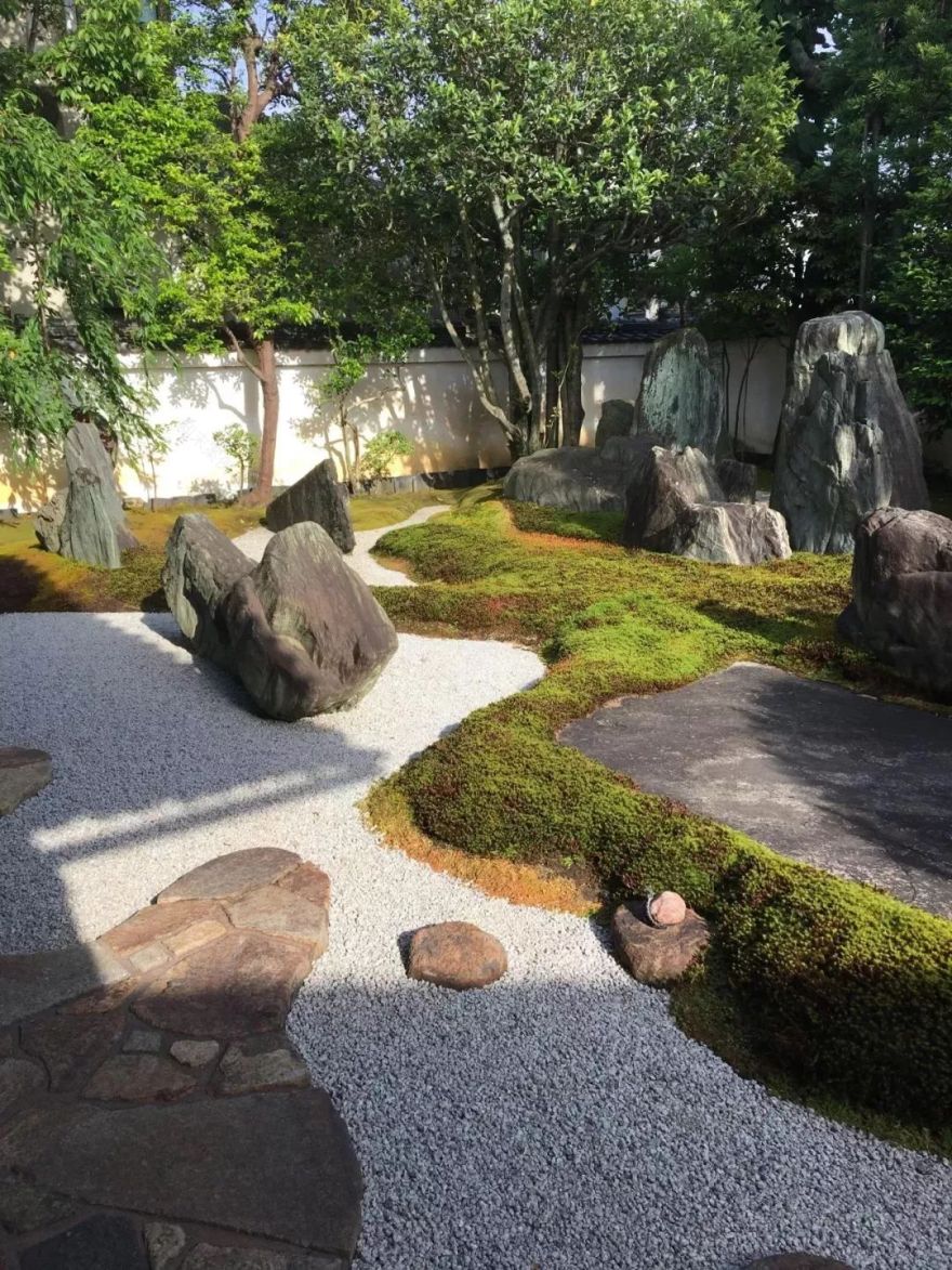 重森三铃的现代枯山水美学-111