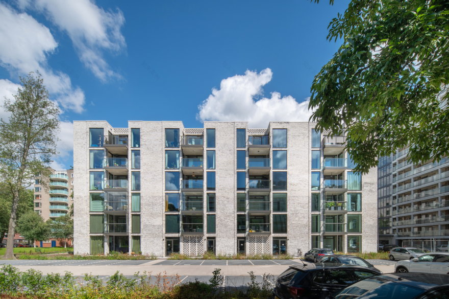 荷兰 Prinsenland 社区新型住宅综合体丨V8 Architects-16