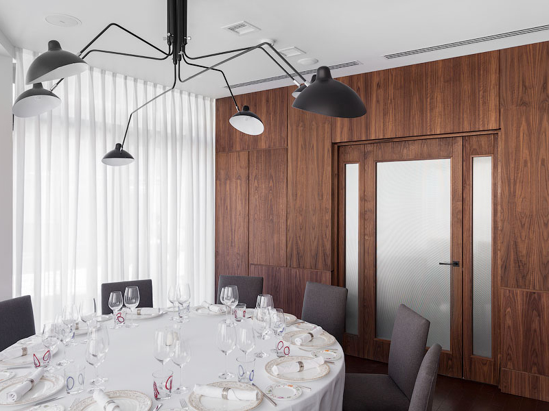 莫斯科 Semifreddo 餐厅 | 砖墙裸露,简约精致-34