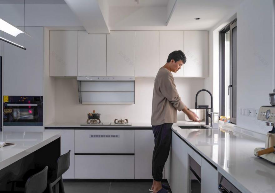 黑白灰手办小屋·80m²一居室改造丨中国广州-30