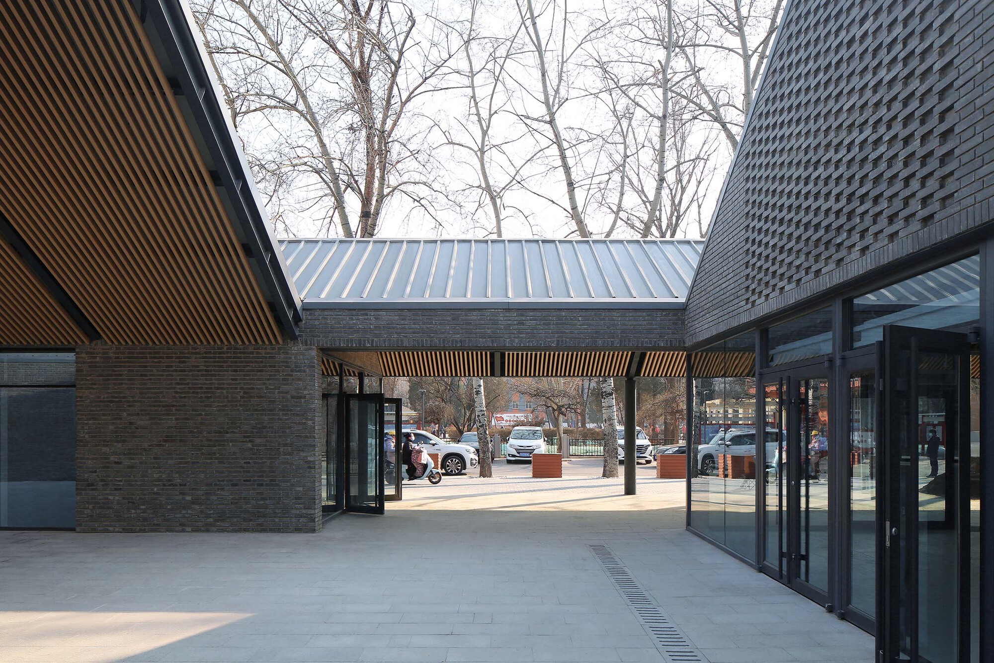 大屋顶下的庭院市场丨中国北京丨BIAD-35