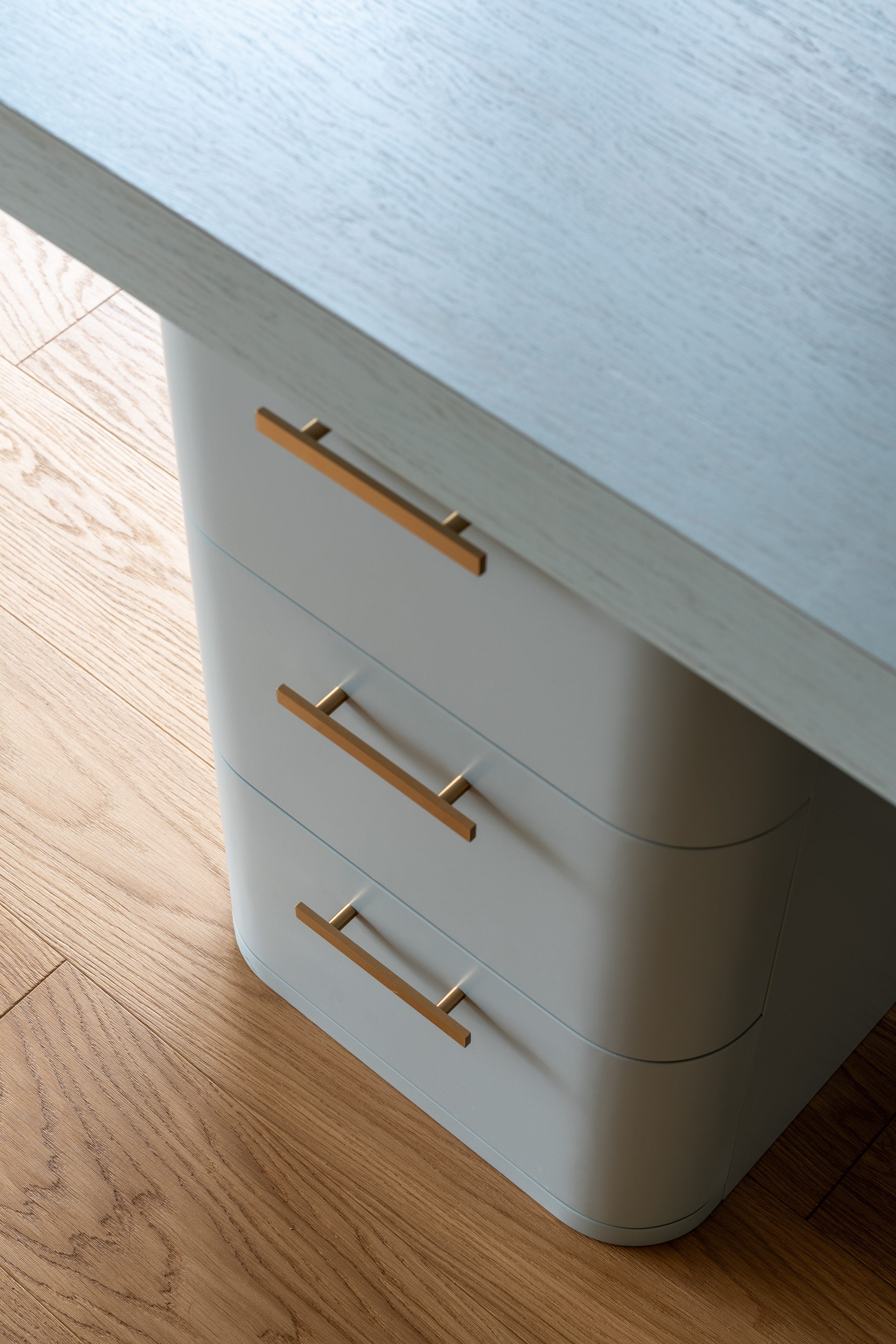 VSLKVSKA | A two-story apartment design-71