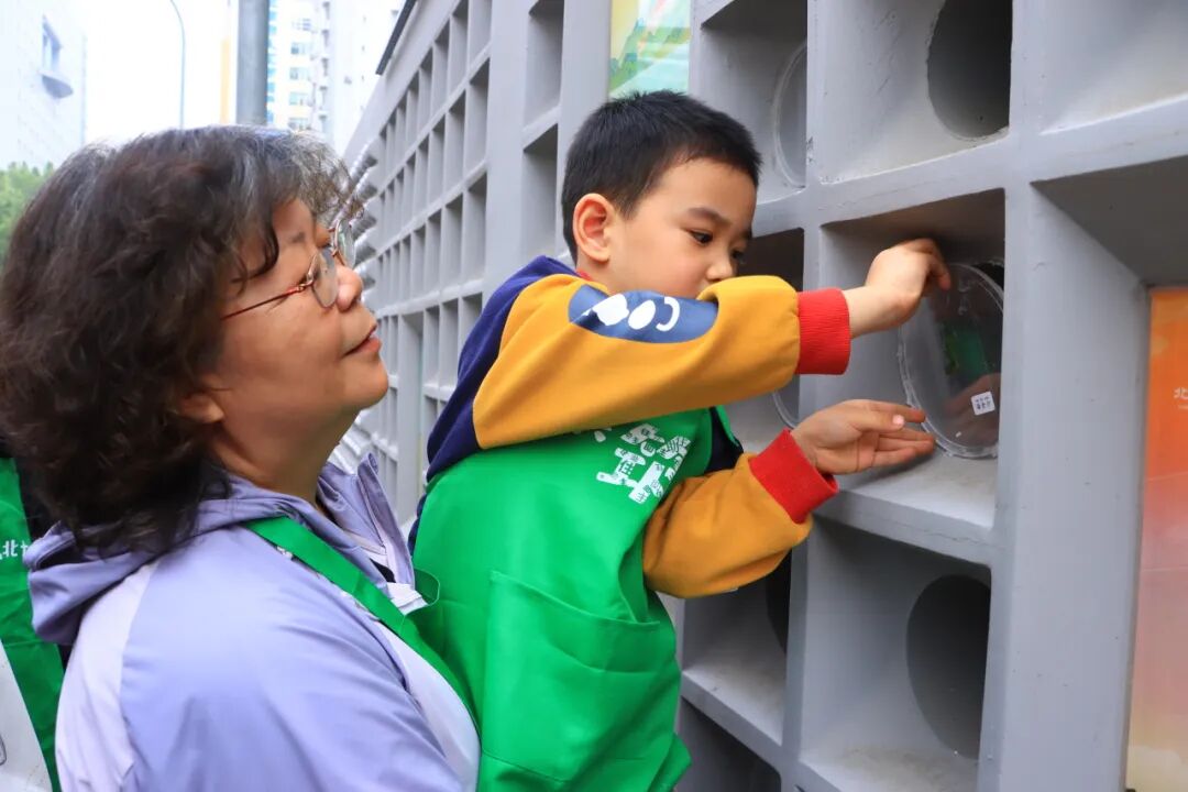 从课堂到街区更新实践！园林学院师生携手居民共建街巷“博物馆”-62