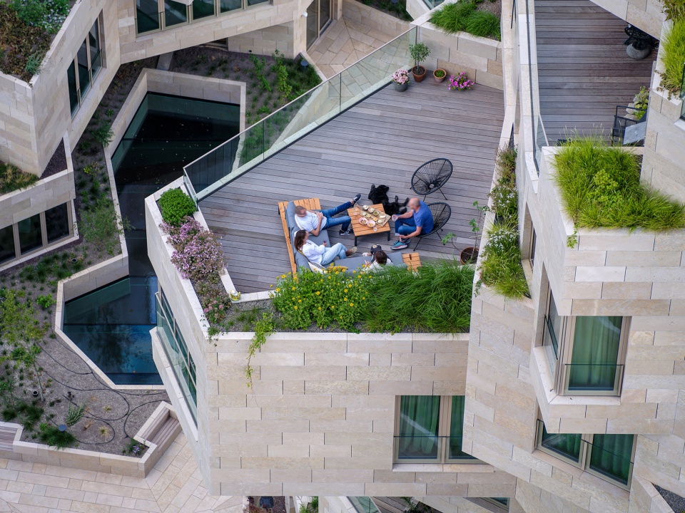 阿姆斯特丹"山谷"综合体 | 绿色与人性并重的建筑奇迹-72