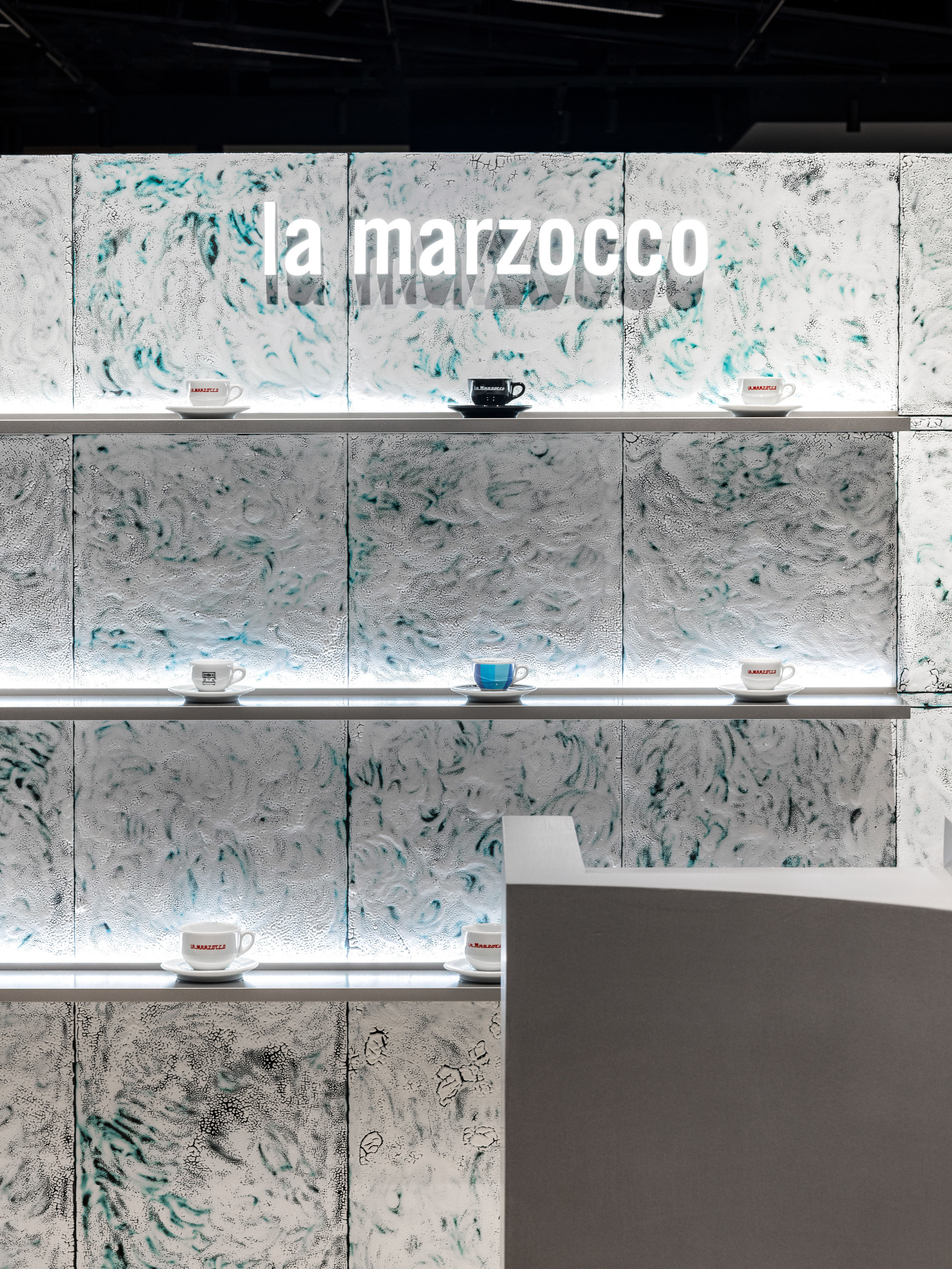 Lamarzocco Shinsegae Dept. Gangnam Store / RVMN-32