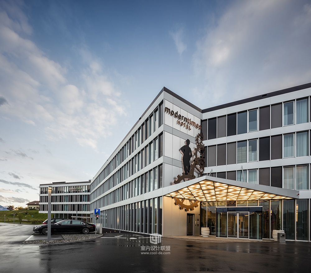 瑞士摩登时代酒店 / Itten+Brechbühl-0