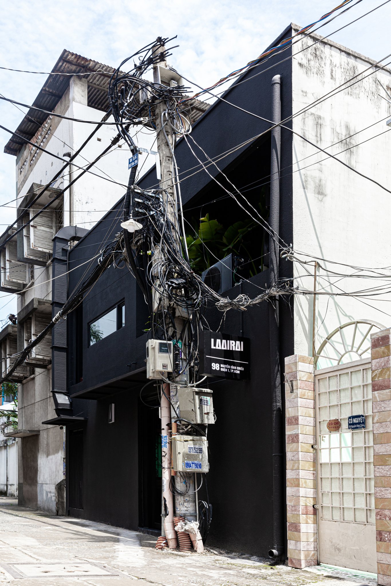 LAAIRAI（黑色立方体中的亚洲融合餐厅）-8