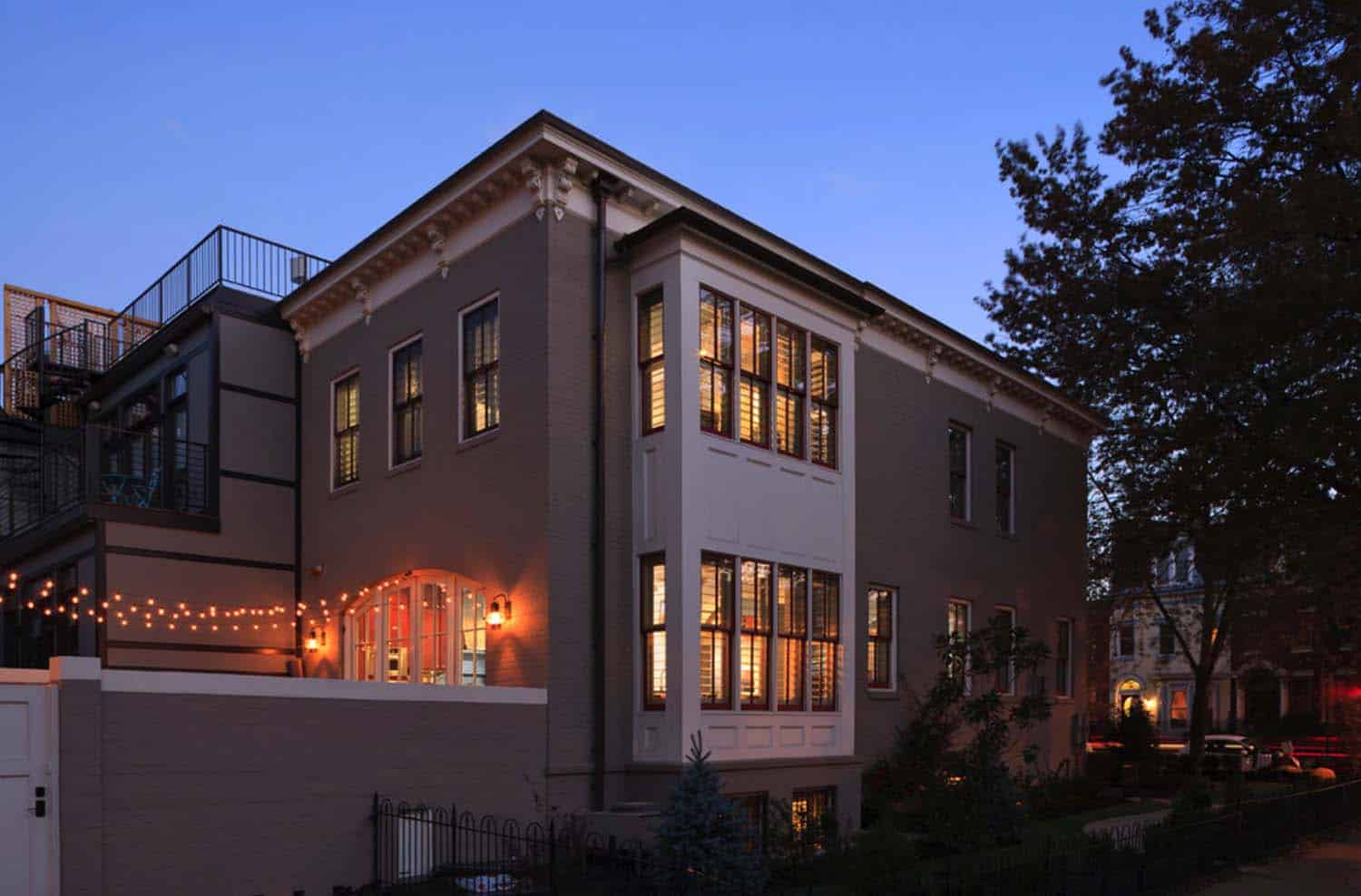 Home renovation in Washington DC unveils unique design details-15