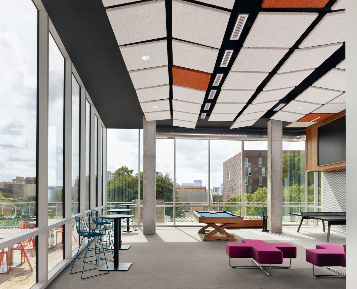 德州大学奥斯汀分校的绿色高楼公寓(University House Austin)-5