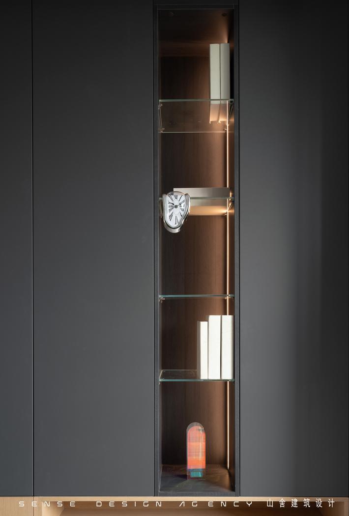 灰色绿调的通透空间 · 小三室变大二室的惊艳改造-8