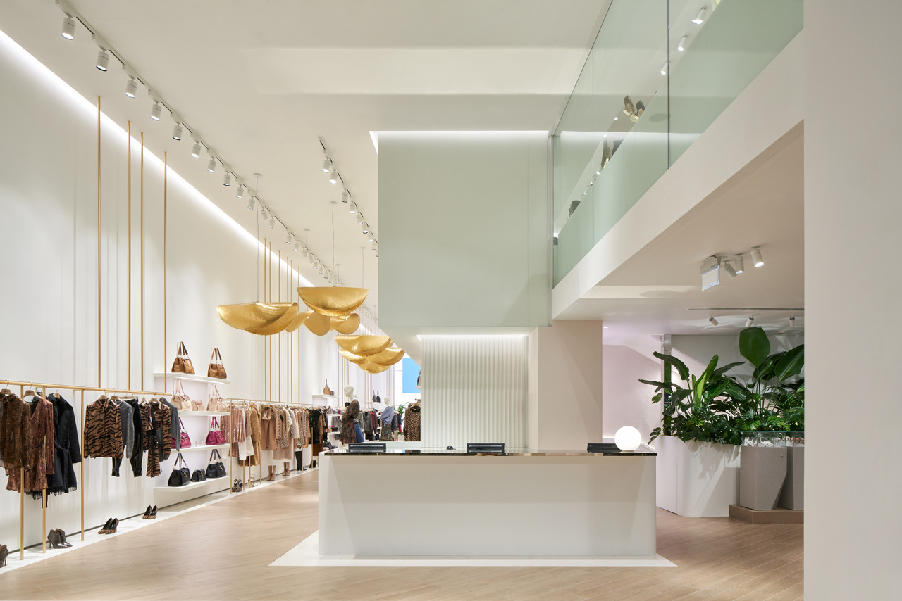 刘·乔米兰 C·维托里奥·埃马努埃莱新旗舰店大精品店-5