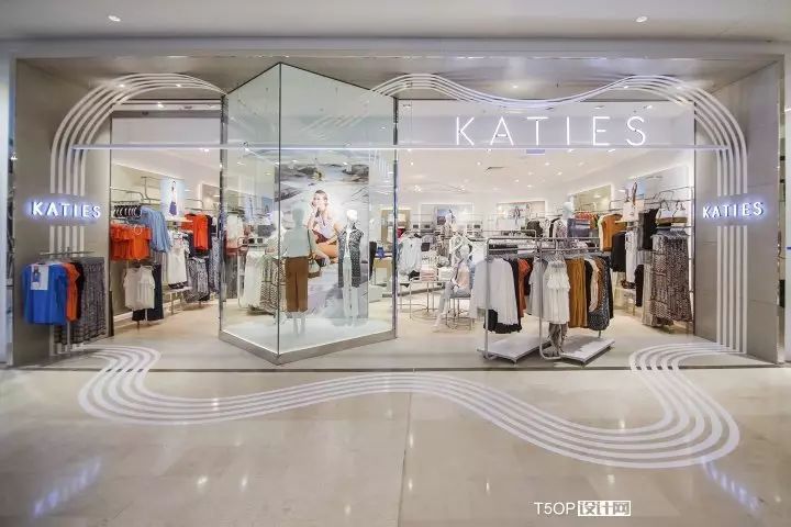 充满活力的Katies时尚女装店设计-7