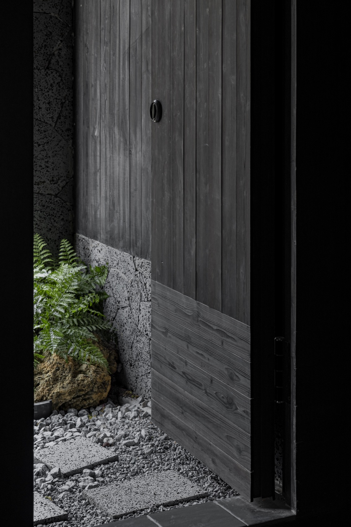 田间之上 中国湘菜馆丨中国广州丨黑白木设计-45