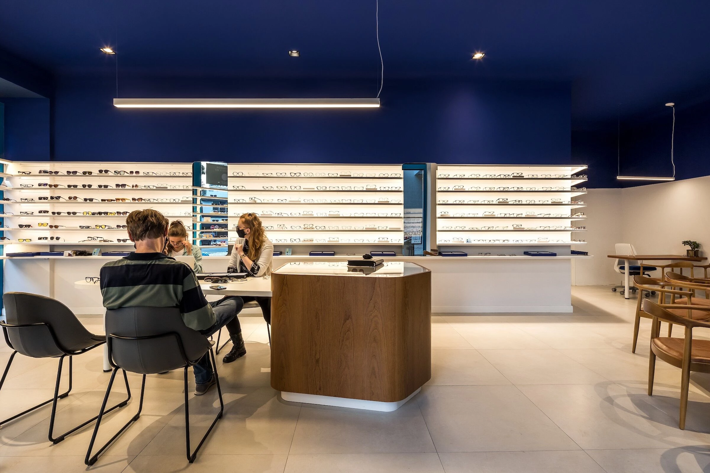 光艺术商店丨巴西丨Solo Arquitetos-18