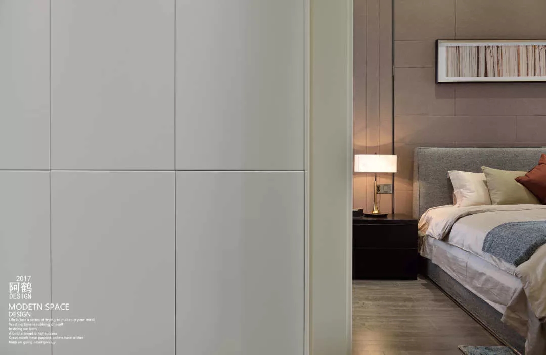 客厅中间的一堵墙竟然是电视机绝佳的摆放位置？| 阿鹤设计-20