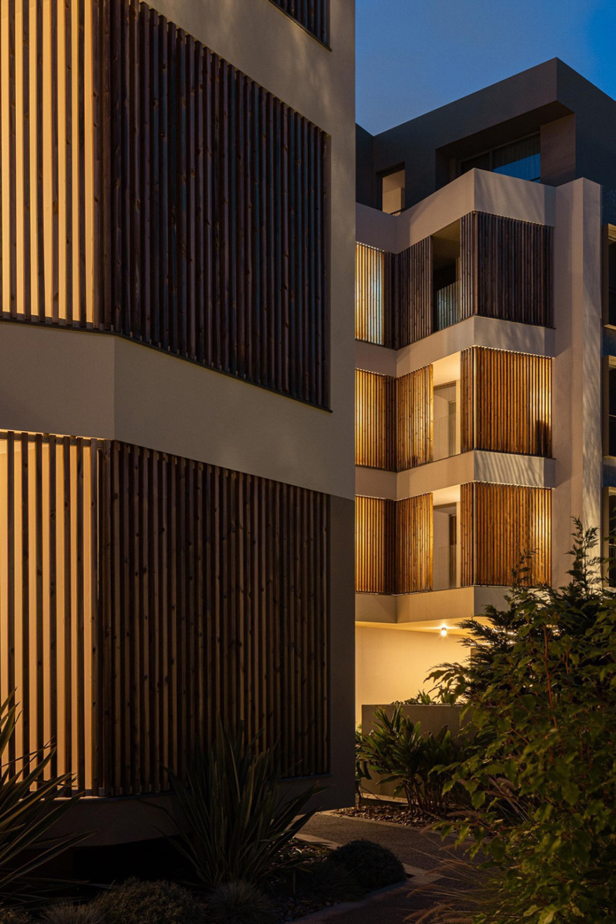 ERNESTO DO CANTO住宅区丨葡萄牙蓬塔德尔加达丨BOX arquitectos-98