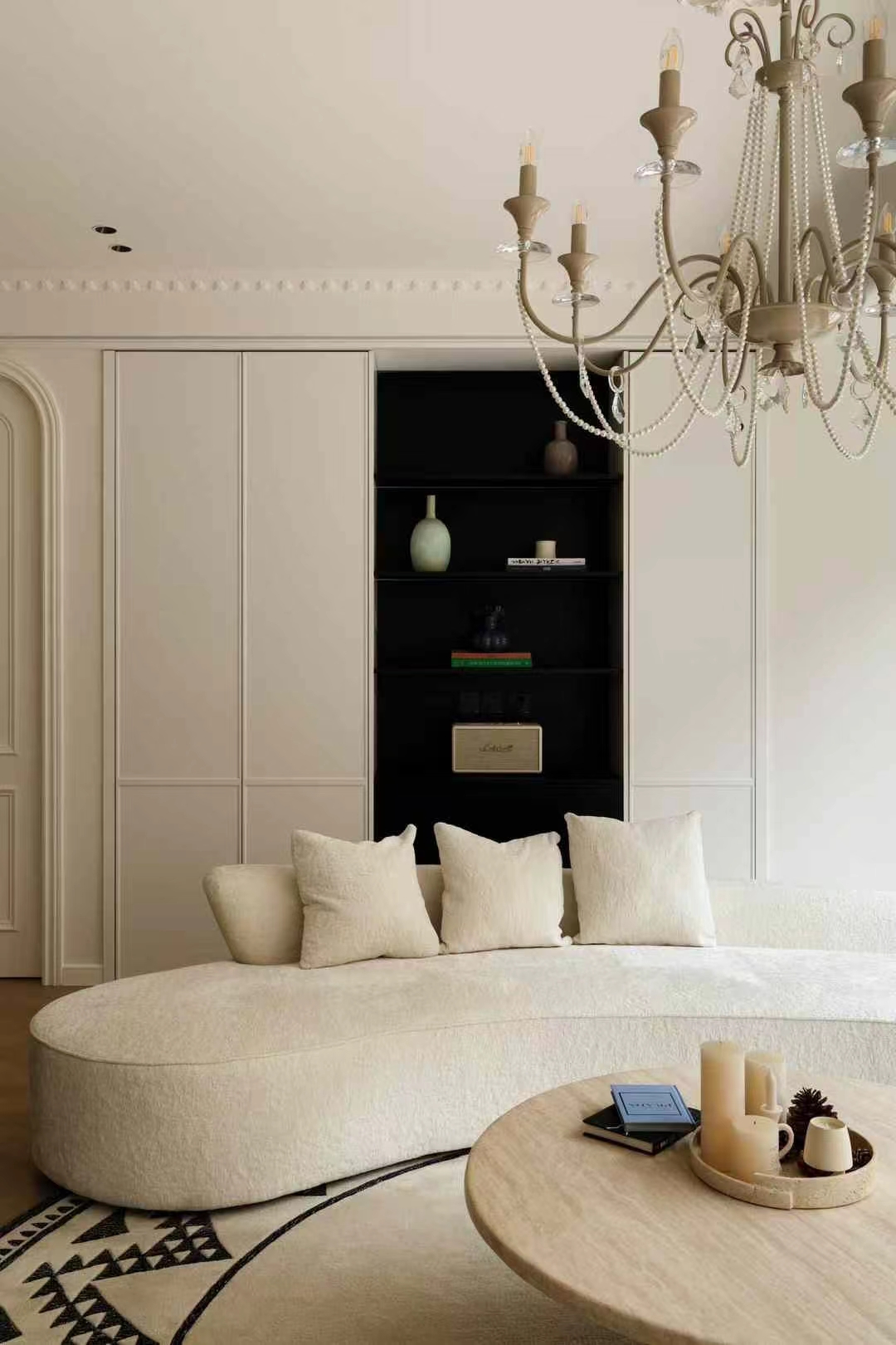 藏在格子门后的法式浪漫-7