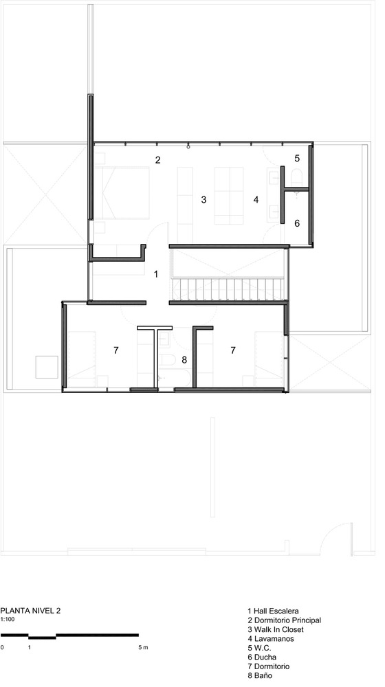 智利 Vitacura 社区翻新住宅，融入自然光线与可持续设计-42