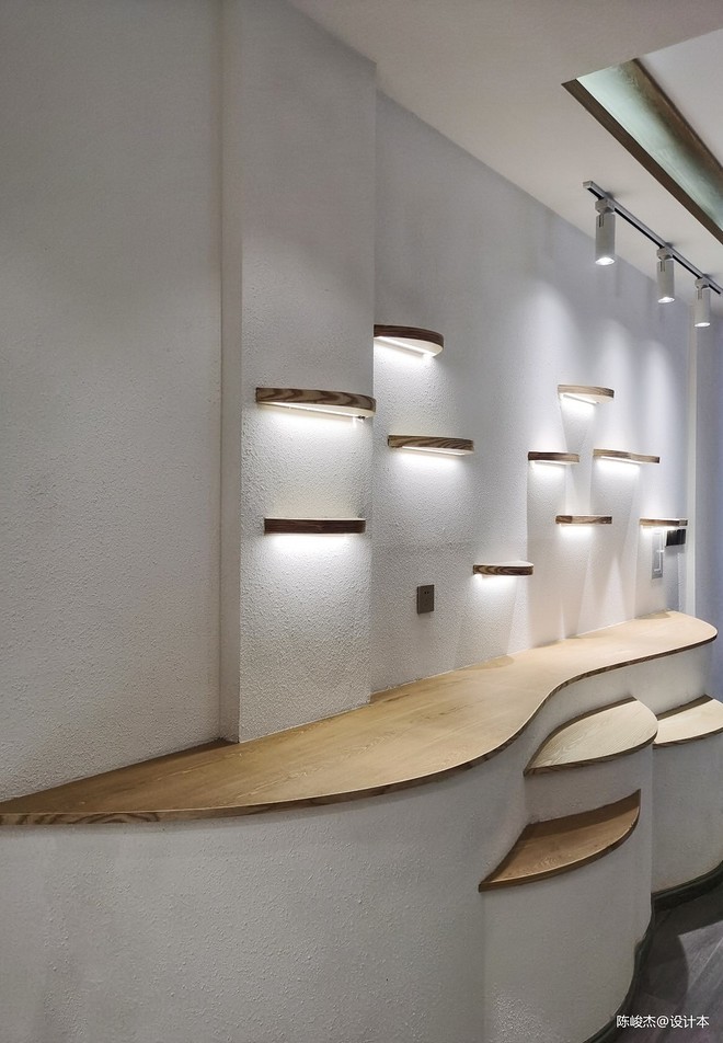 40万元购物空间280平米装修案例-11