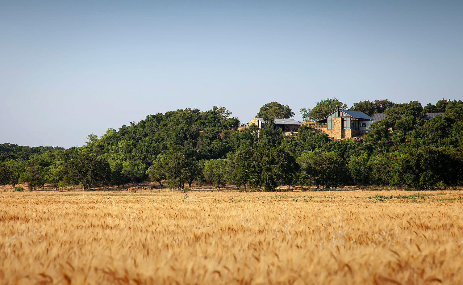 德克萨斯牧场住宅设计 功能性的牧场美学-23