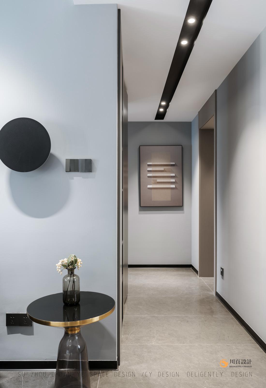 极简黑白灰空间中的宁静“蓝”-17