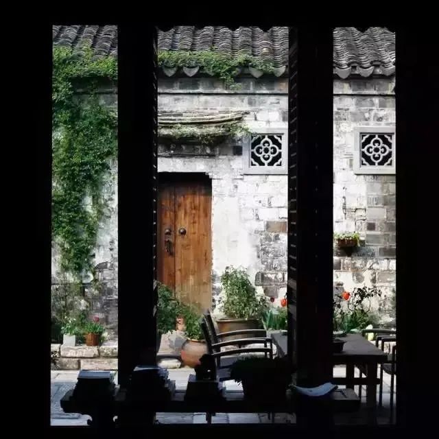 舟山柳岸晓风 | 现代手法演绎传统元素的优雅社区景观-3