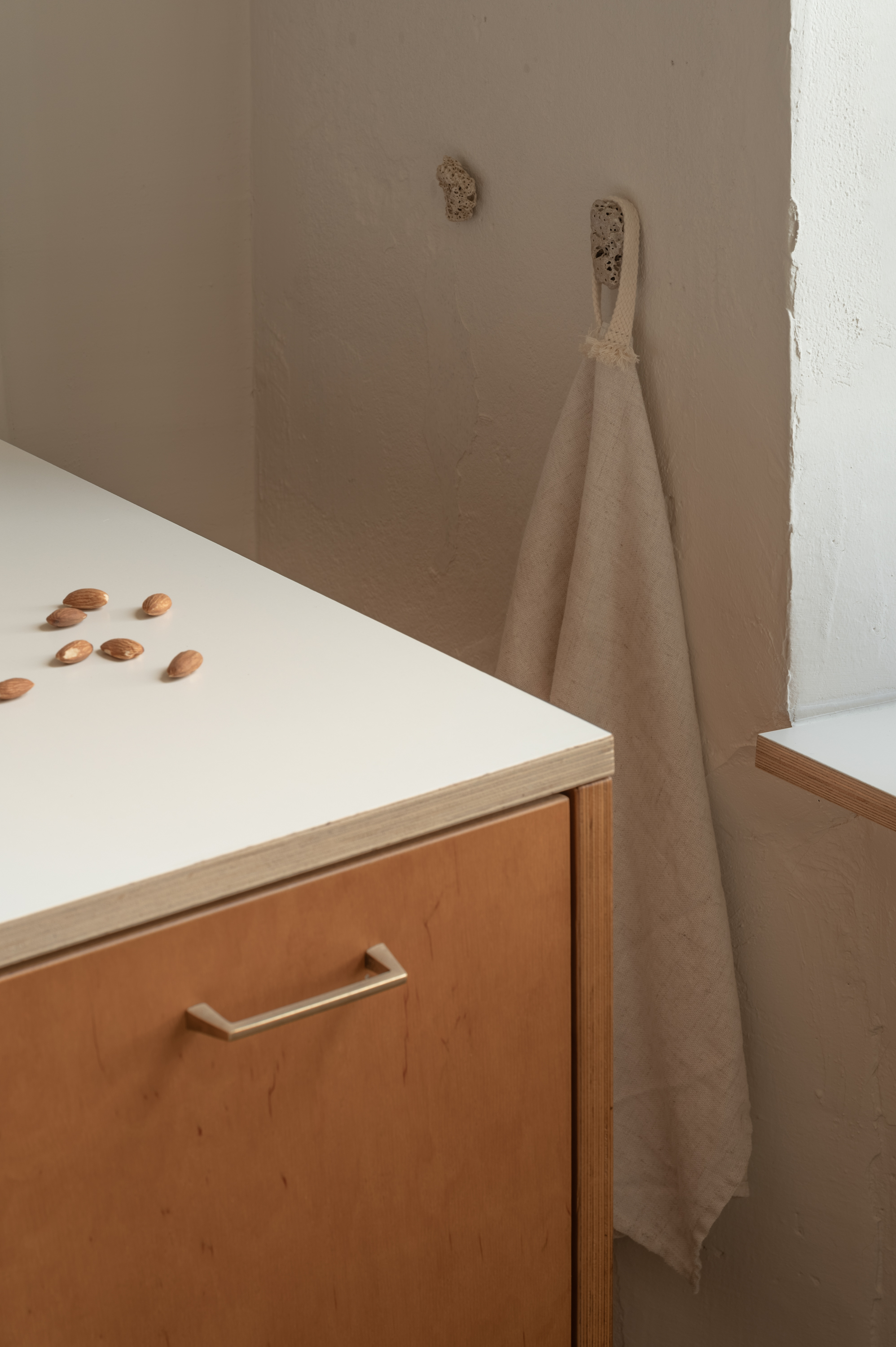 若ZOZULKA为特定人名、地名或品牌名等专有名词，通常可直接音译为佐祖尔卡  丨乌克兰利沃夫丨Iryna Bilohan-10