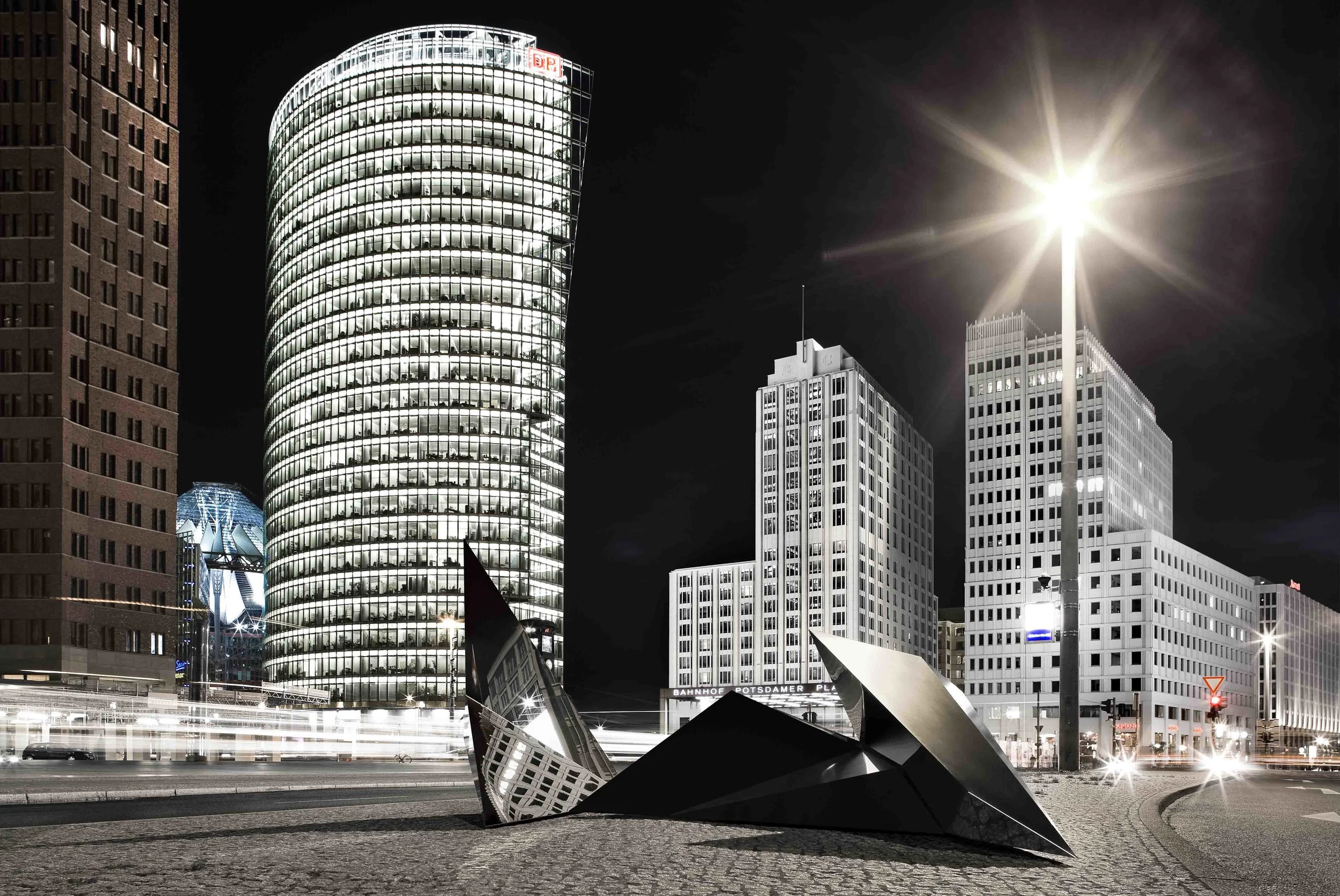 水晶城智囊团（这里假设Minds理解为有才智的人组成的群体，可根据具体语境调整，如果Minds有更合适的对应意思，需结合实际情况确定） 丨德国柏林丨Flip Sellin,Tilman Thürmer-4