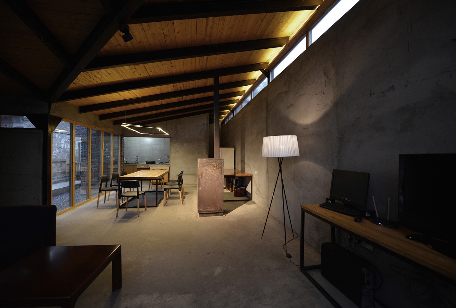 长城脚下“侧漏”的院落 | 巧妙应对用地难题-28