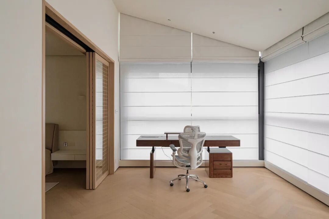 BENSONDESIGN原创设计丨400㎡被自然环绕的极简别墅-87