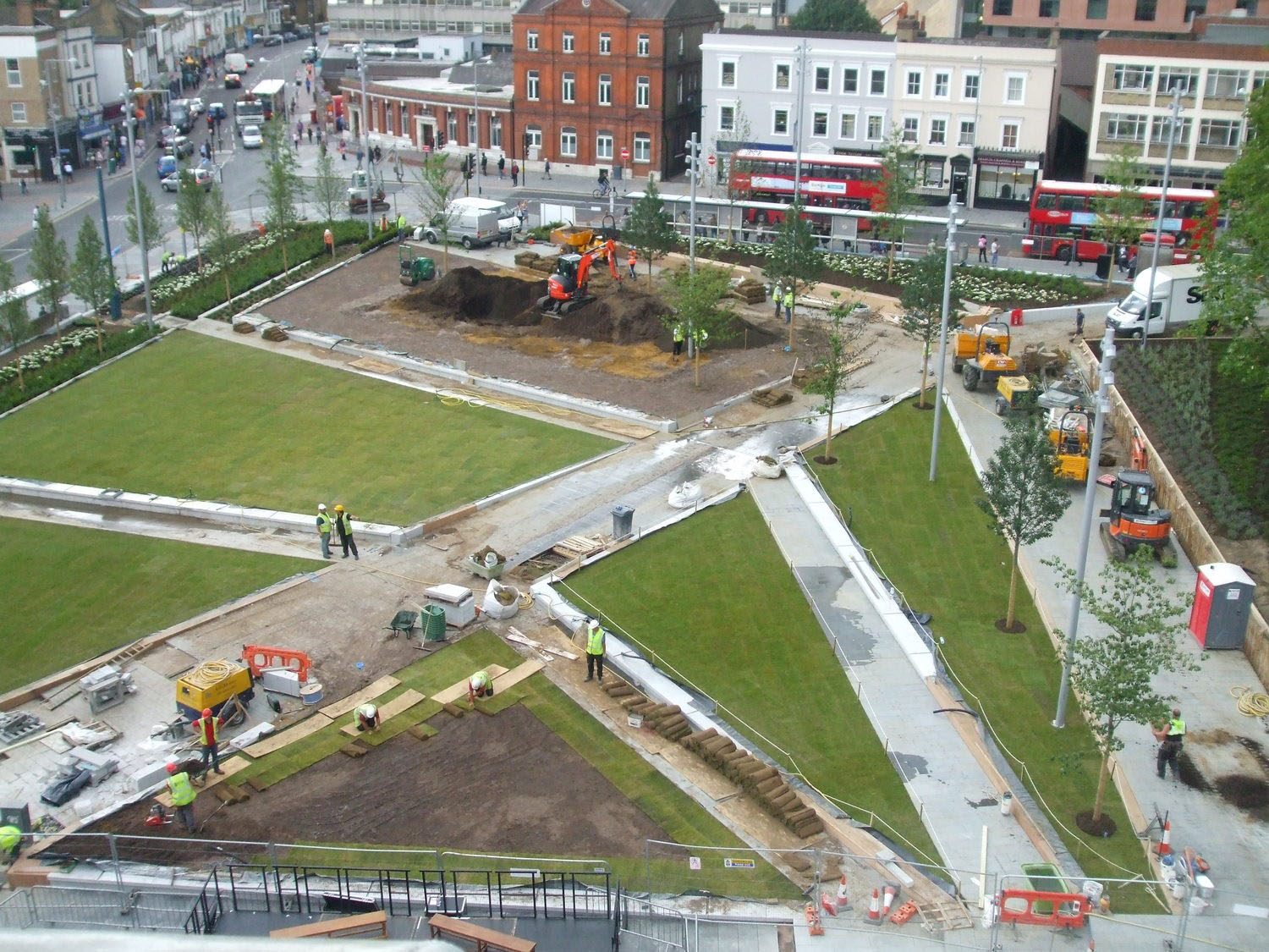 伦敦格林威治区伍尔维奇广场-7