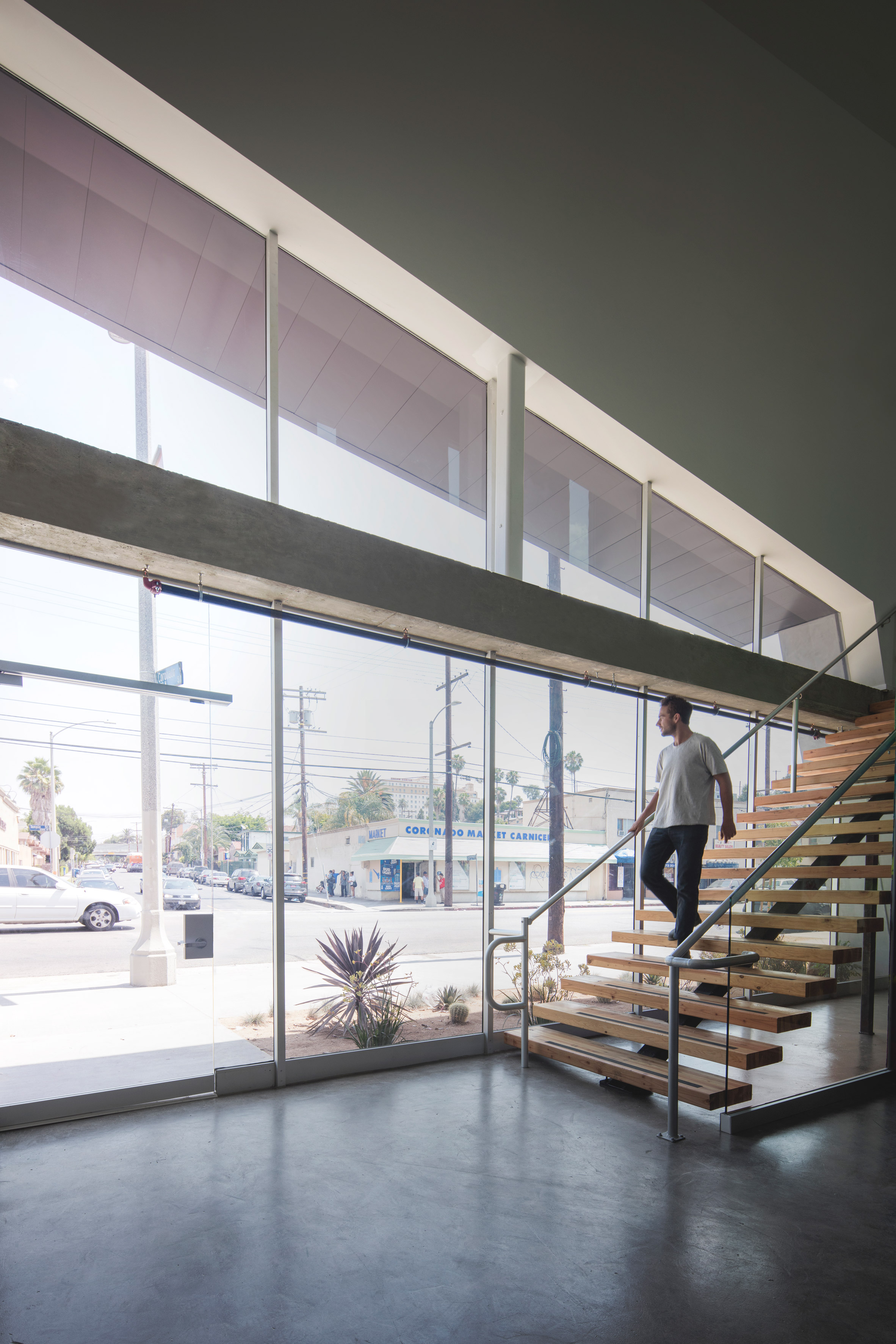 洛杉矶住房危机的解决之道——Tighe Architecture 的“2510 庙宇”公寓楼-12