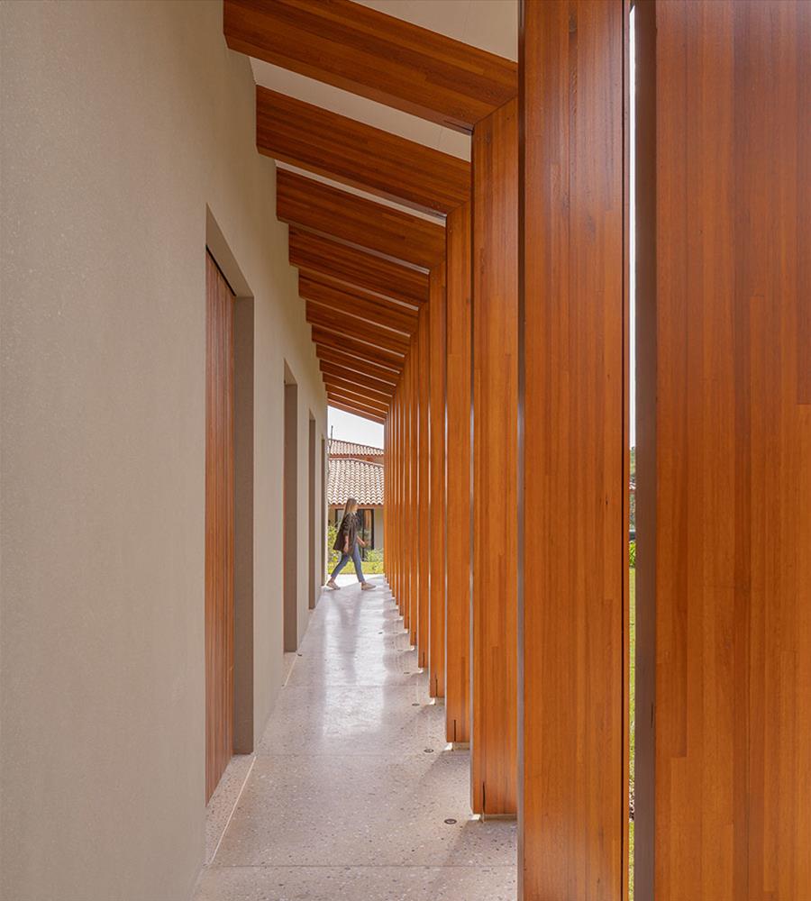 巴西建筑师 Gui Mattos 的木结构环保住宅设计-22