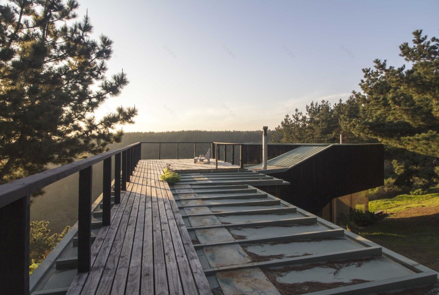 Curaumilla House / Andrés Riveros + Crescente Böhme Alemparte -35