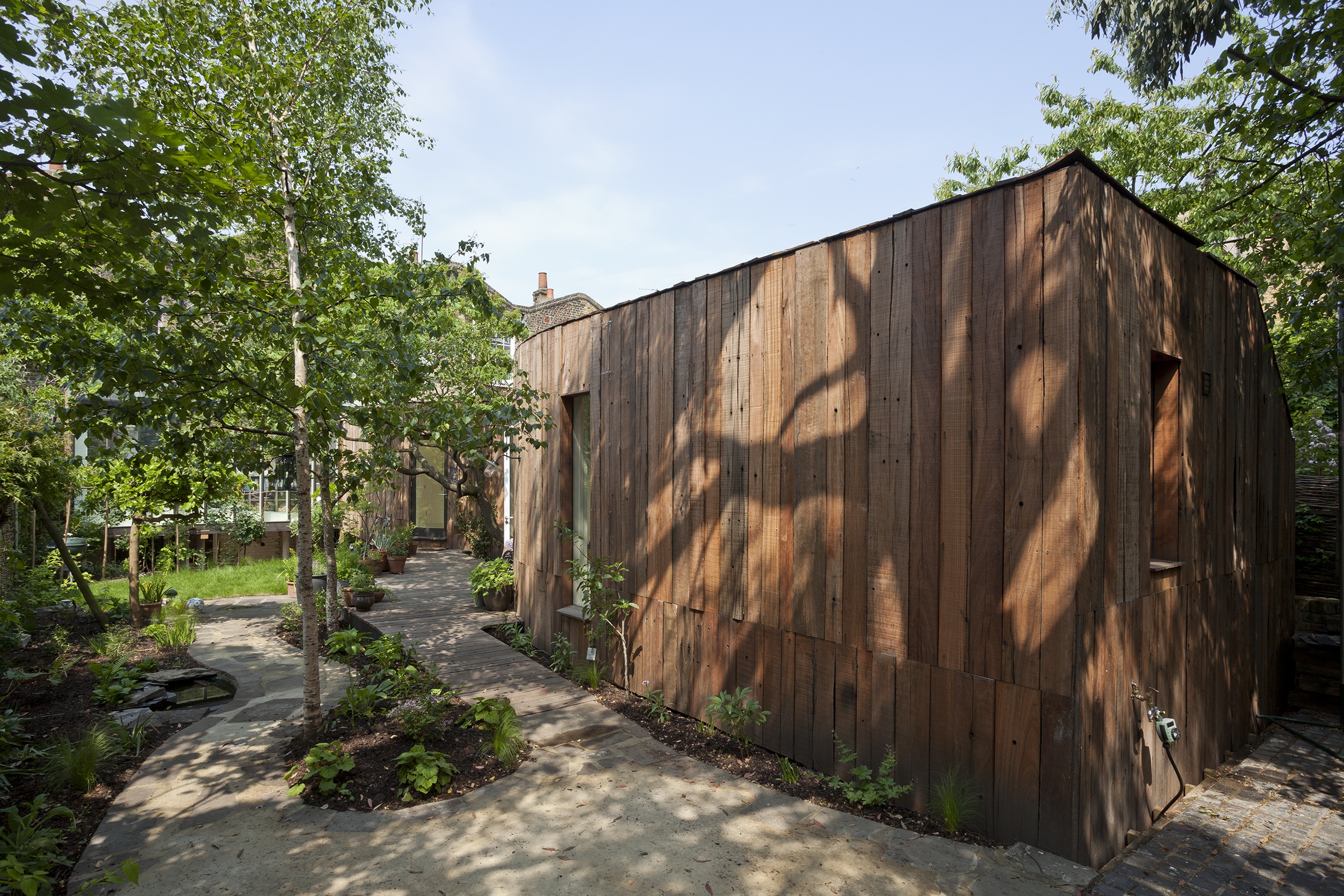 Tree House | 6a architects-30